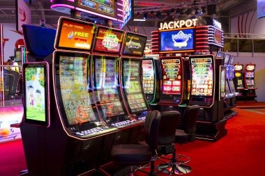 jituangka toto mobile app interface showing live-dealer tables and sportsbook markets